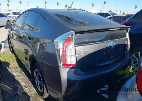 2015 Toyota Prius Two из США, поврежденный, VIN JTDKN3DU1F0417662